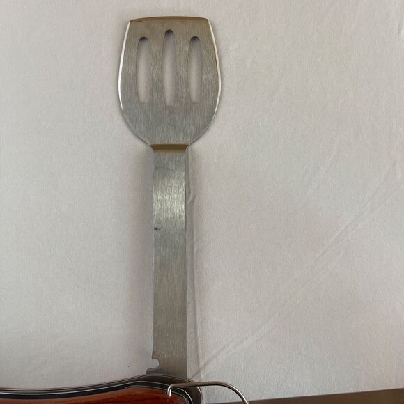 Traeger  BAC461 4-in-1 Grill BBQ Tool Stainless‎ Steel Brown Wood Handle - Picture 5 of 8